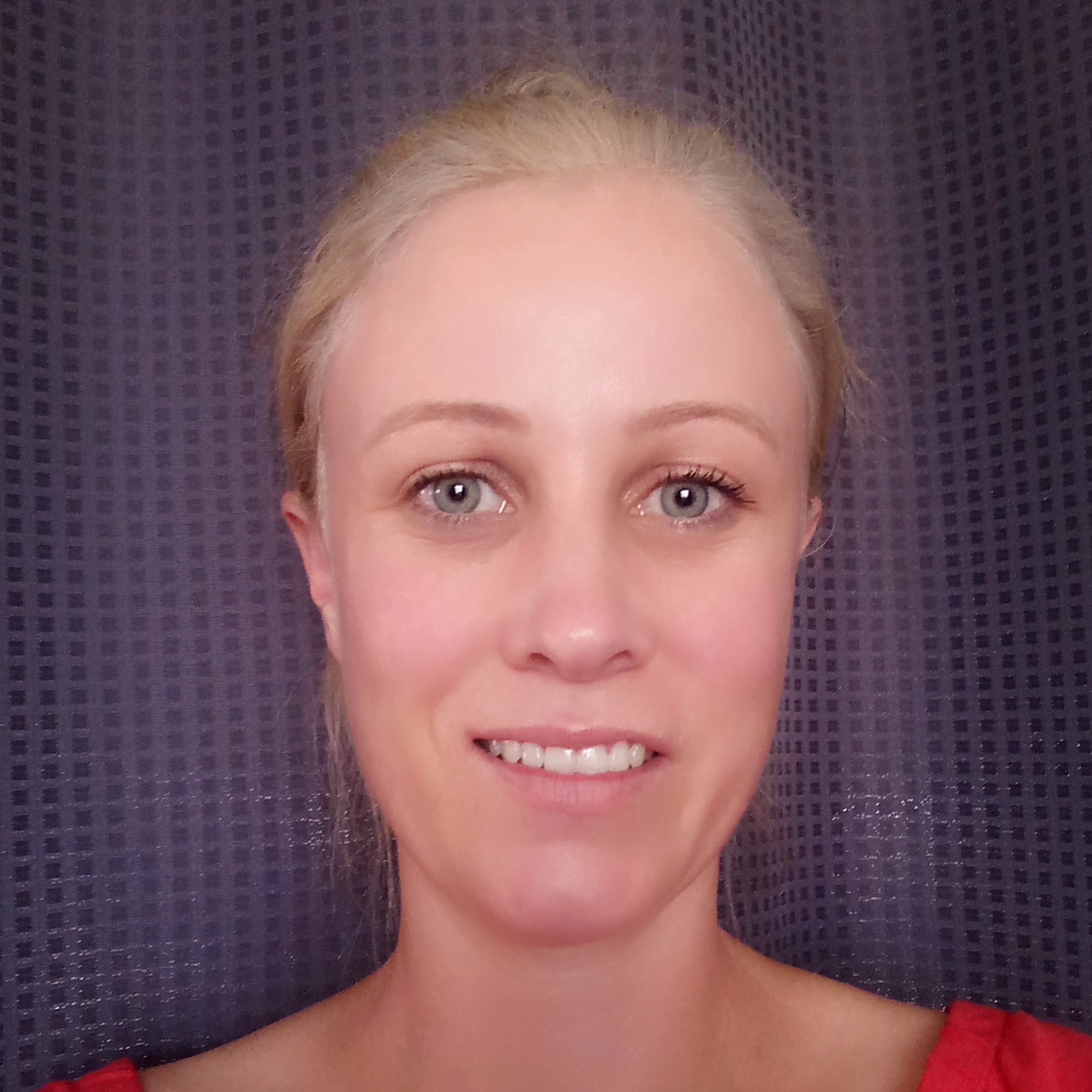 Hair Stylists & Makeup Artists in Splitters Creek from 80. Free Lashes ️